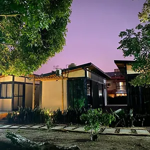 Vila Uluwatu 1 Casa de Férias